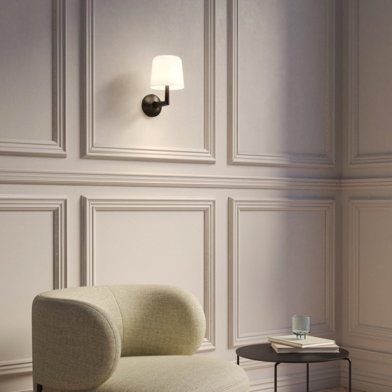 Ella-Wall-312672-1470003-s1