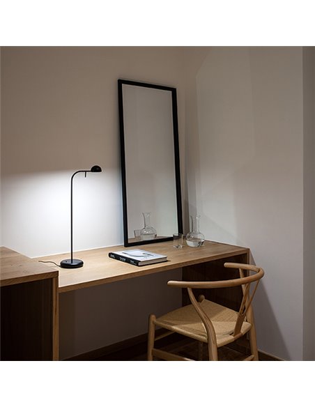 Vibia Pin 23 - 1650 Tischlampe