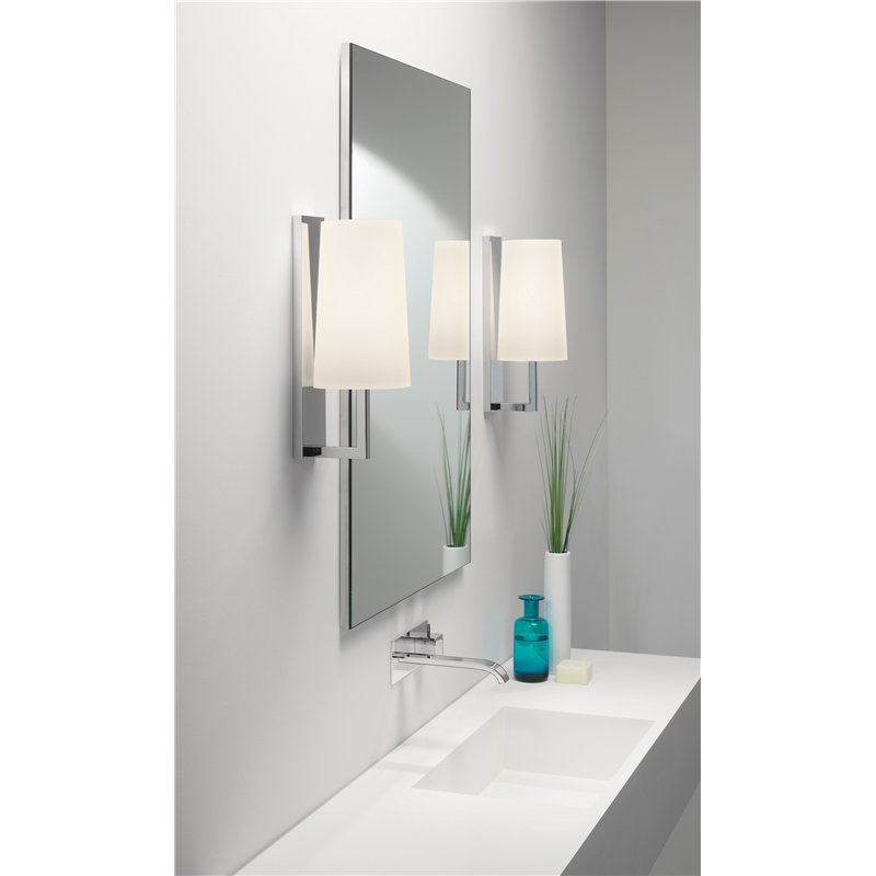 Astro Riva 350 wall lamp