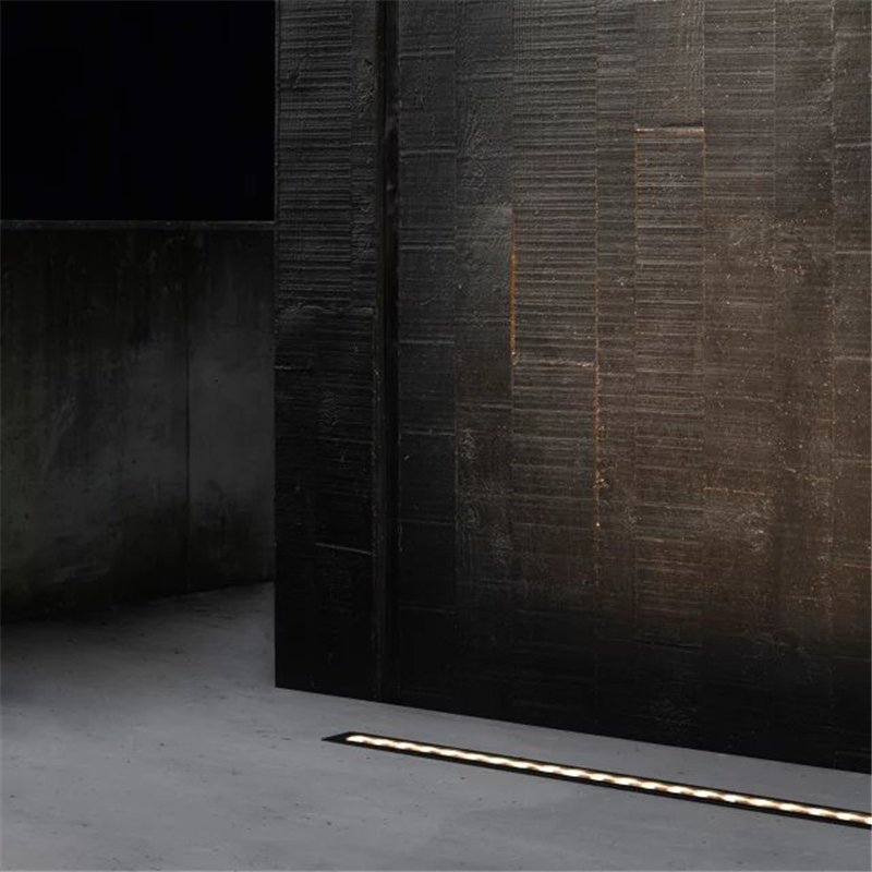 Delta Light Logic Linear 880 Wallgrazer floor lamp
