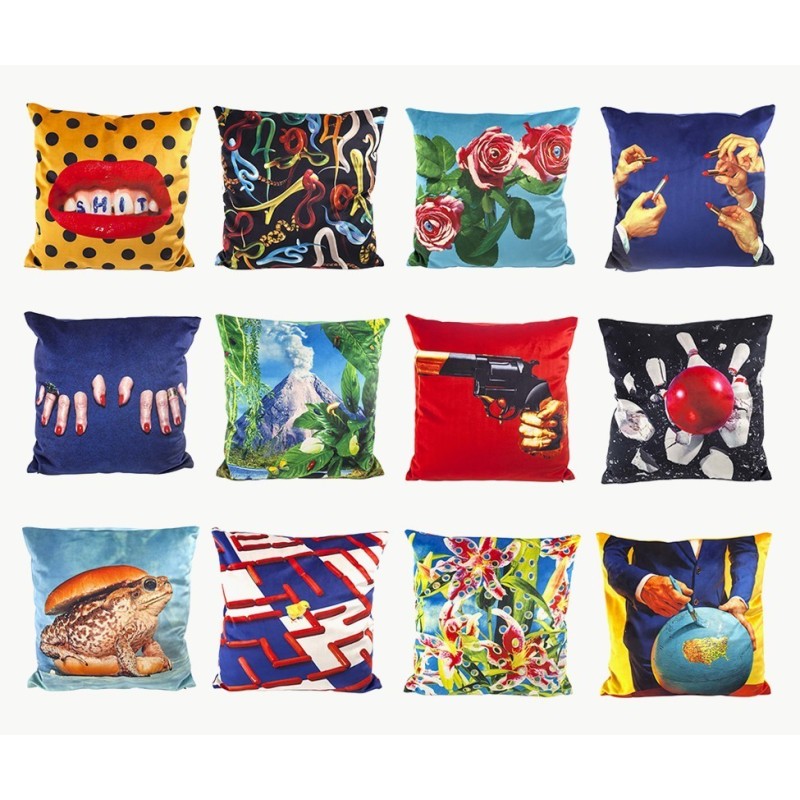 SELETTI Toiletpaper Pillow  - Revolver